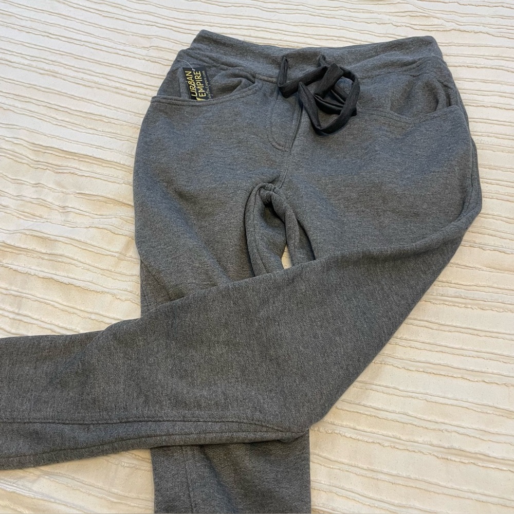 Gray Tapered Sweatpants with Drawstring Waist BNWT size S. hip hop style